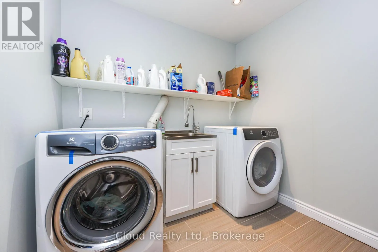 4573 CHARLESTON SIDE ROAD