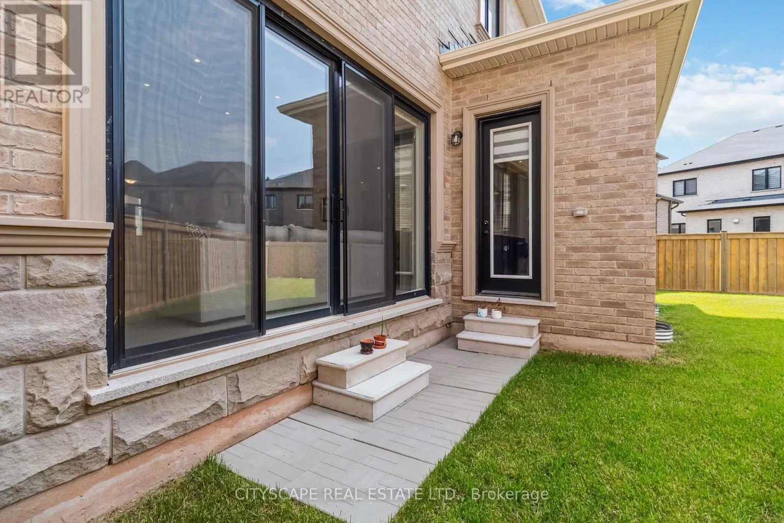 1268 MEADOWSIDE PATH