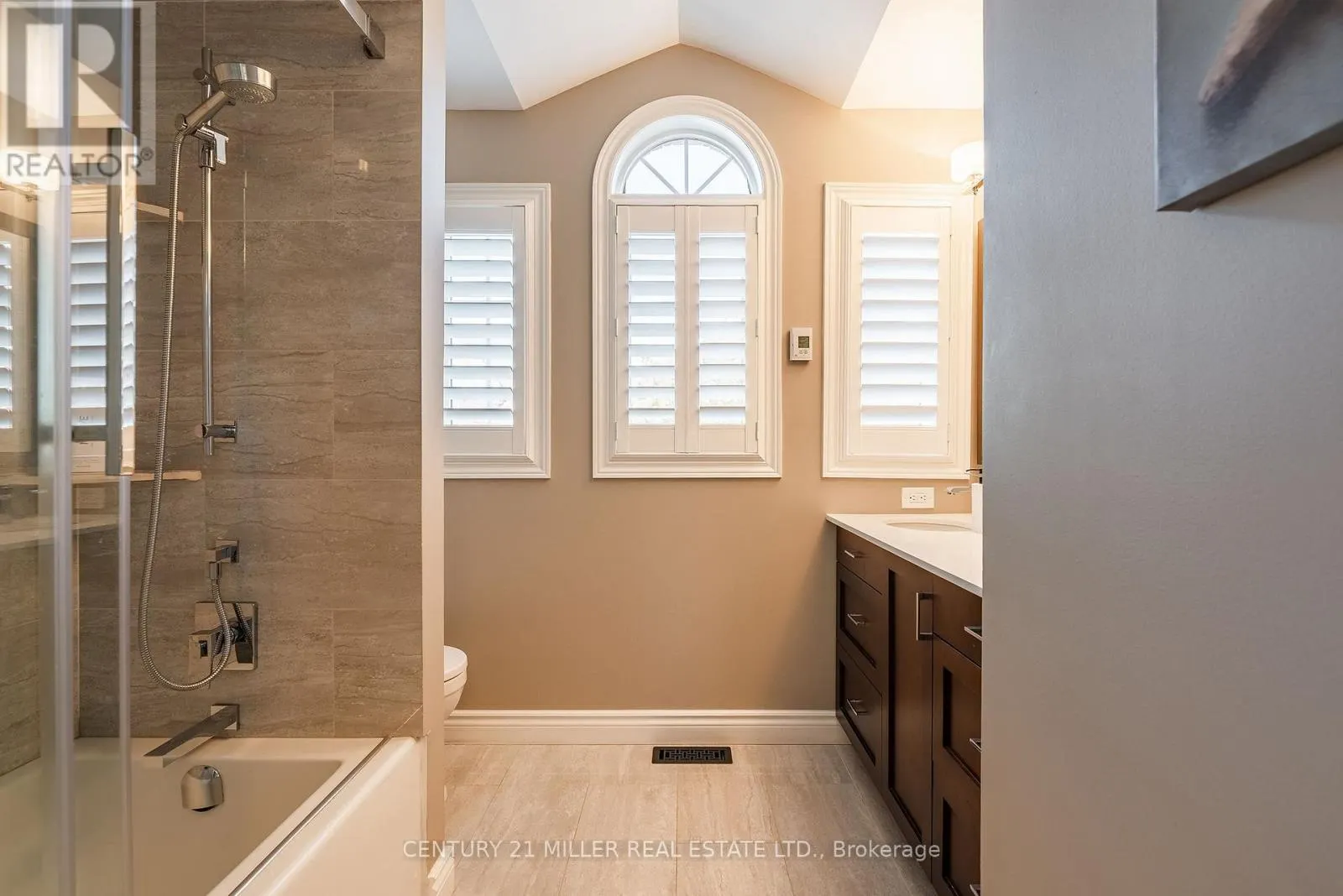 2124 BLACKFOREST CRESCENT