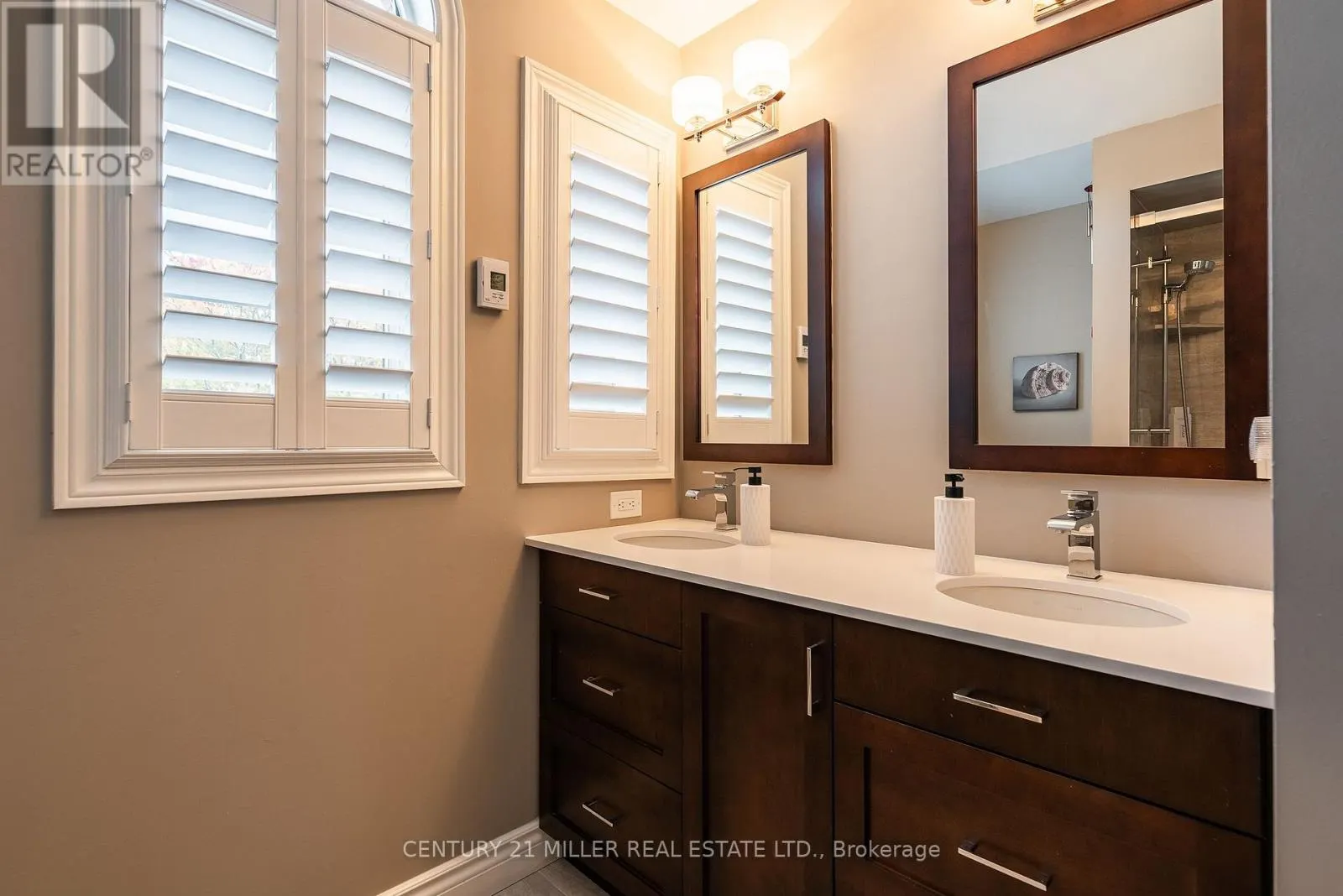 2124 BLACKFOREST CRESCENT