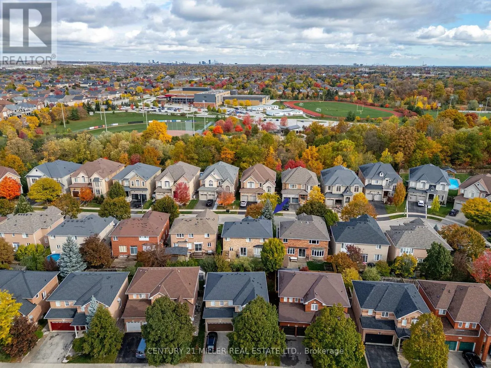 2124 BLACKFOREST CRESCENT