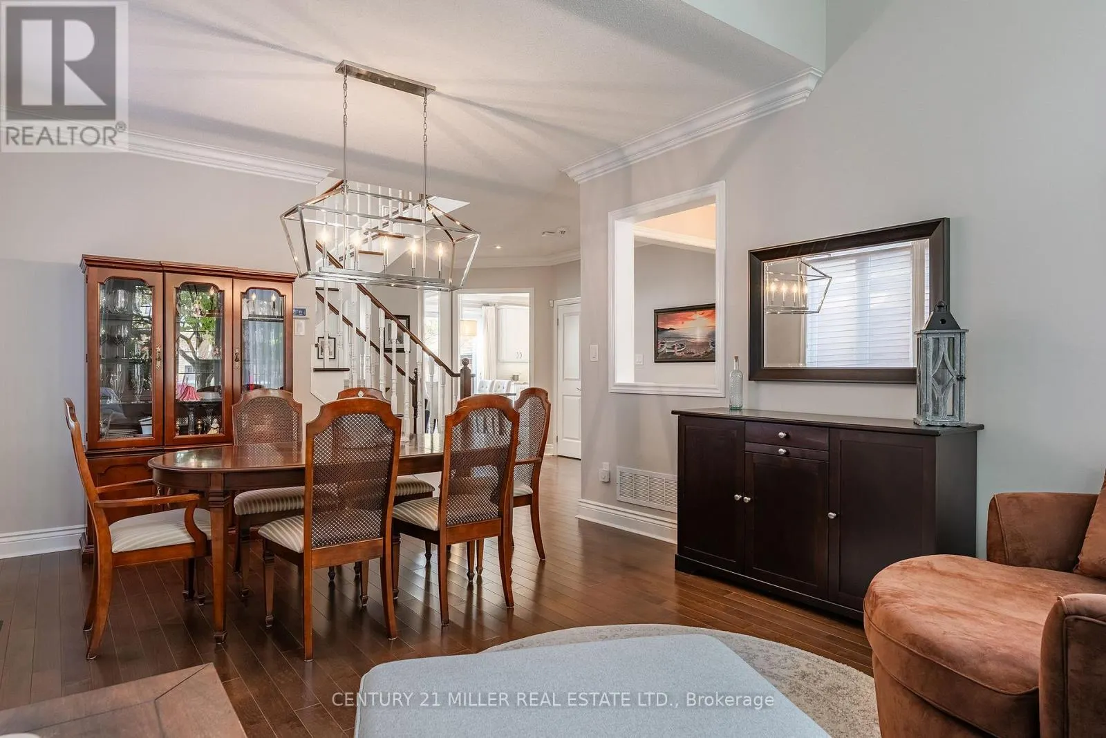 2124 BLACKFOREST CRESCENT