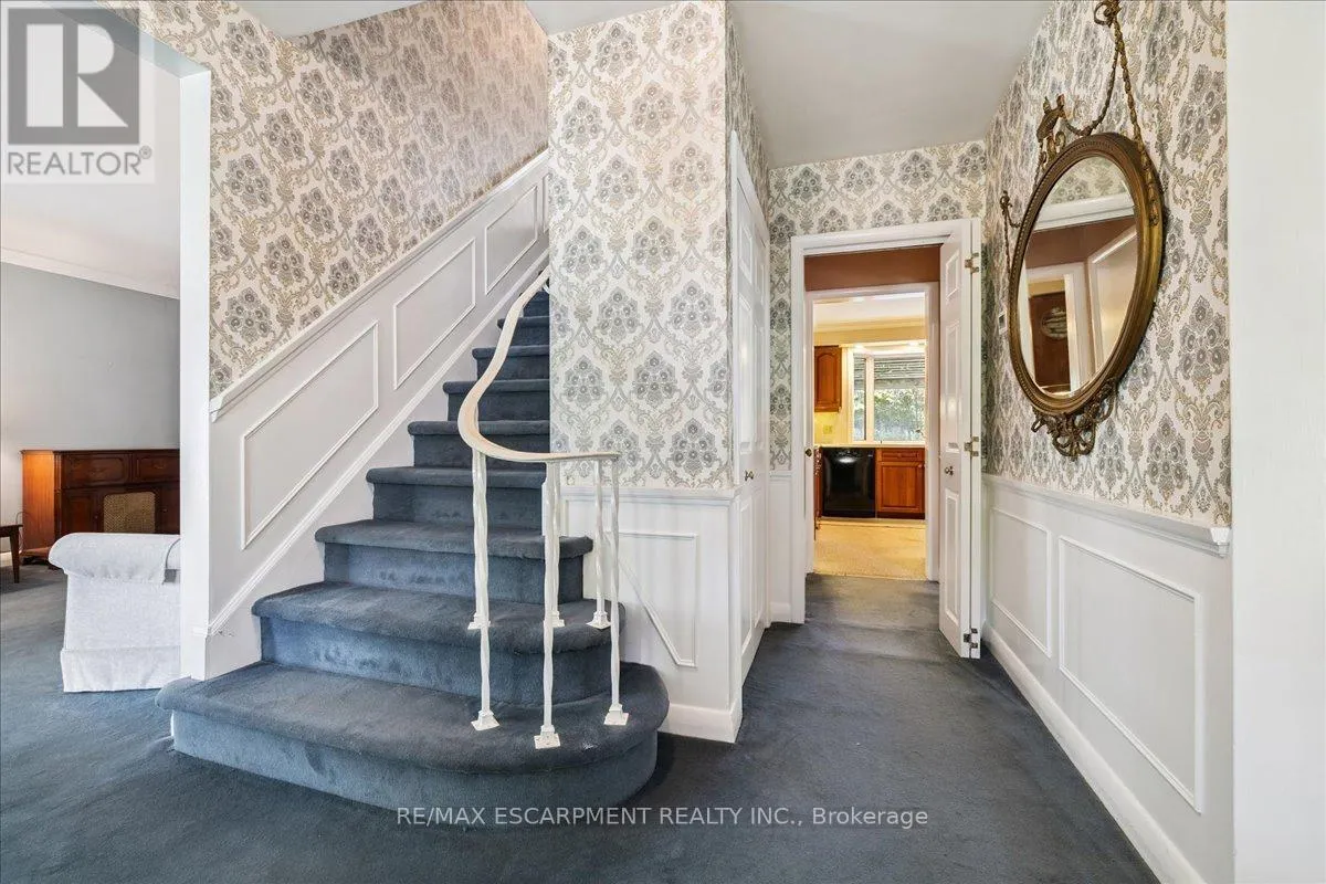 222 STRATHCONA DRIVE