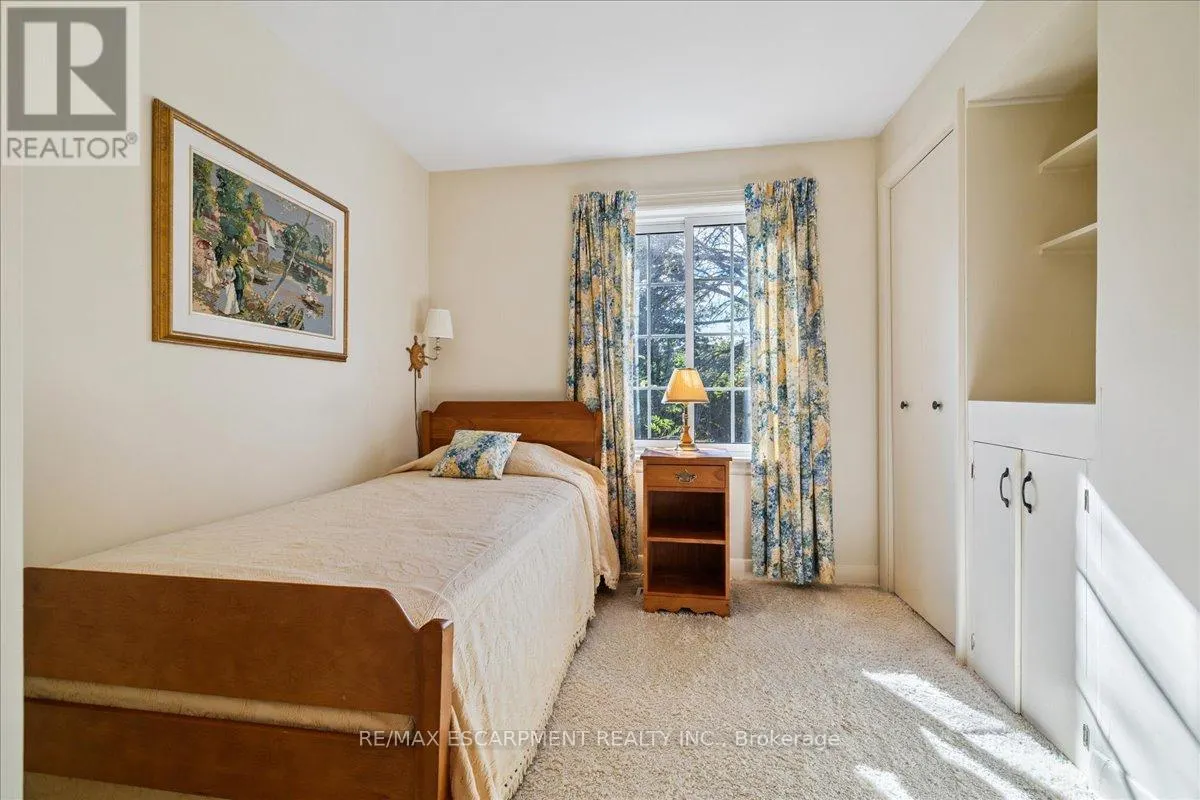 222 STRATHCONA DRIVE