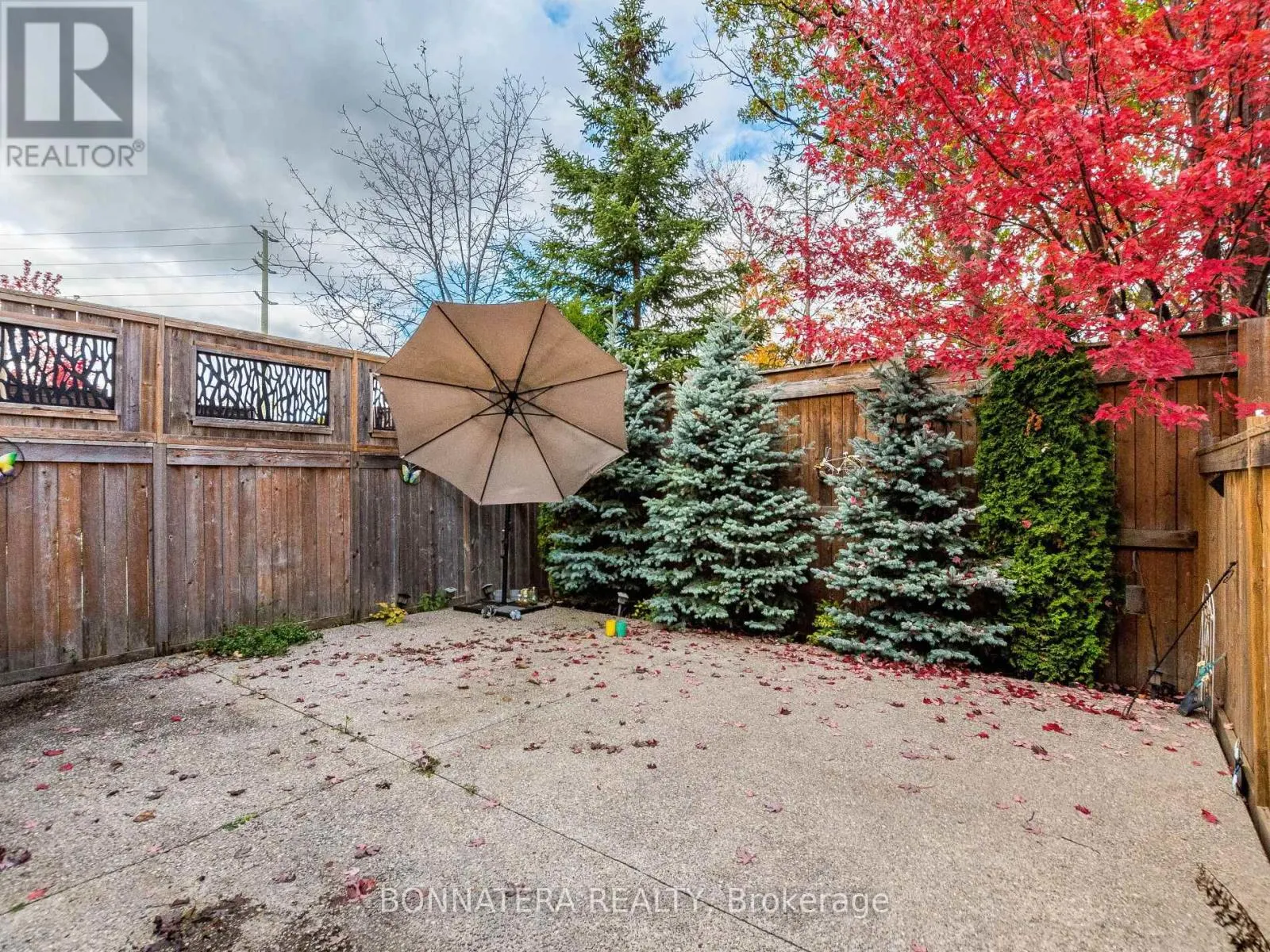 19 - 3275 STALYBRIDGE DRIVE