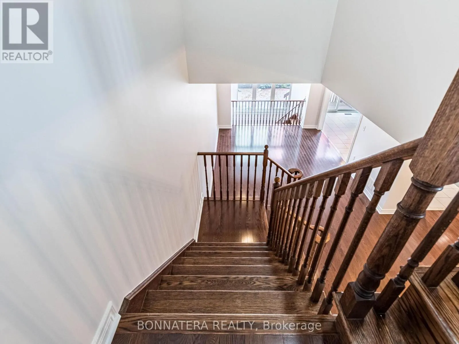 19 - 3275 STALYBRIDGE DRIVE