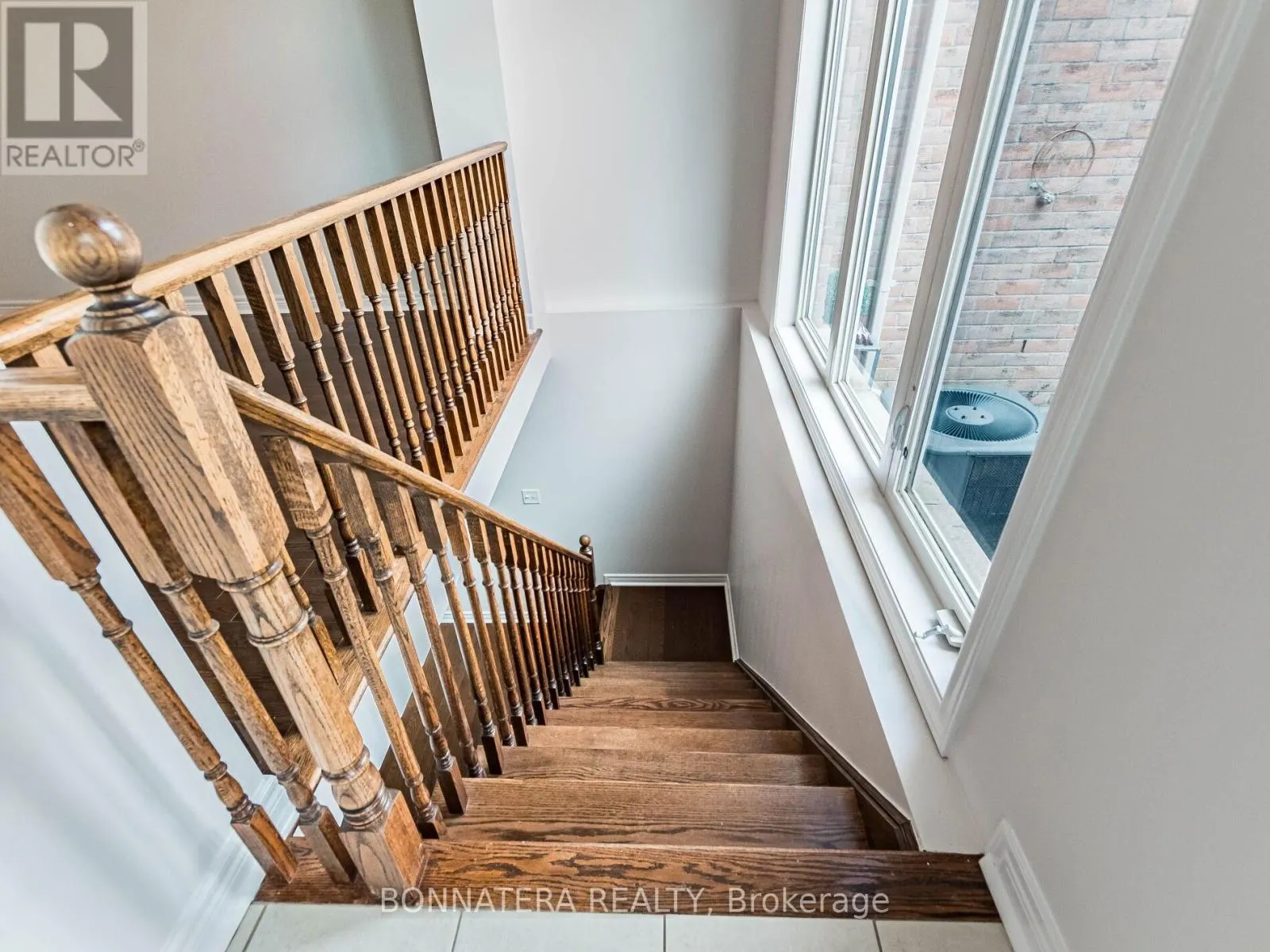 19 - 3275 STALYBRIDGE DRIVE