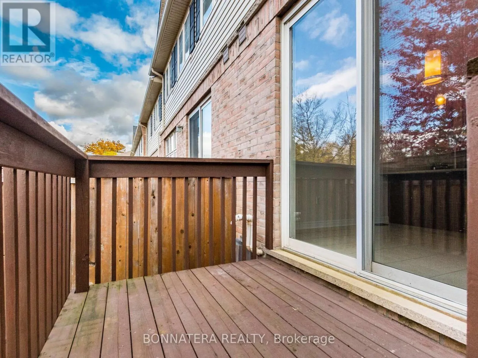 19 - 3275 STALYBRIDGE DRIVE