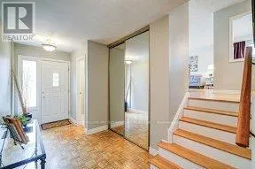 33 GROVELAND CRESCENT