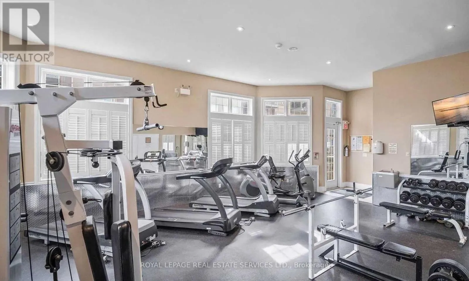 308 - 1480 BISHOPS GATE