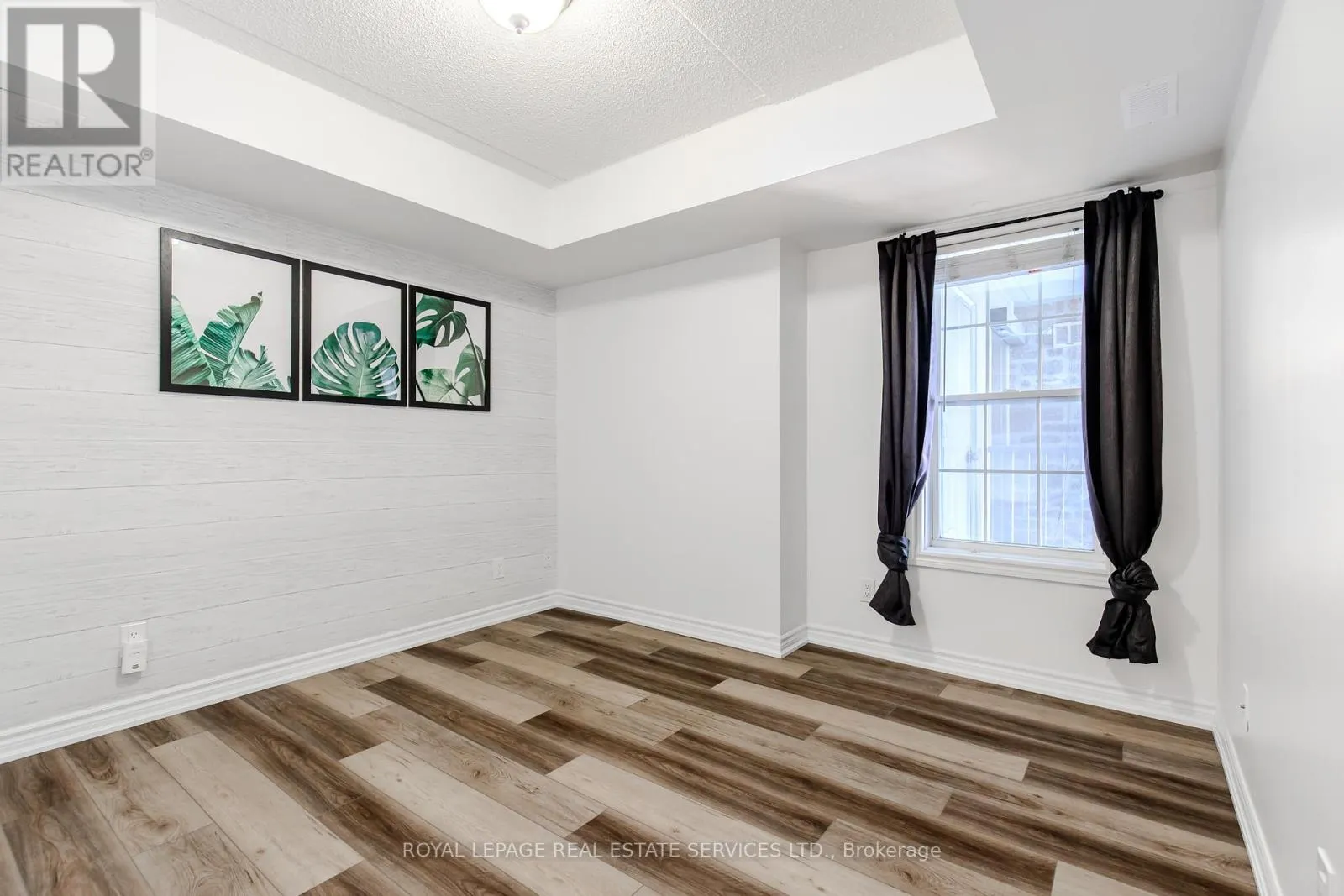 308 - 1480 BISHOPS GATE