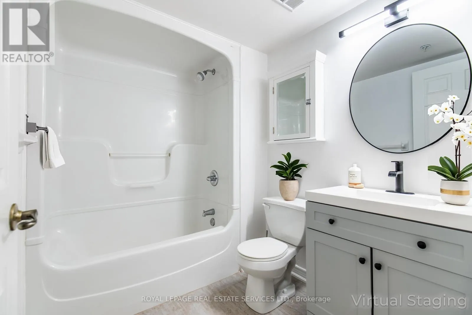 308 - 1480 BISHOPS GATE