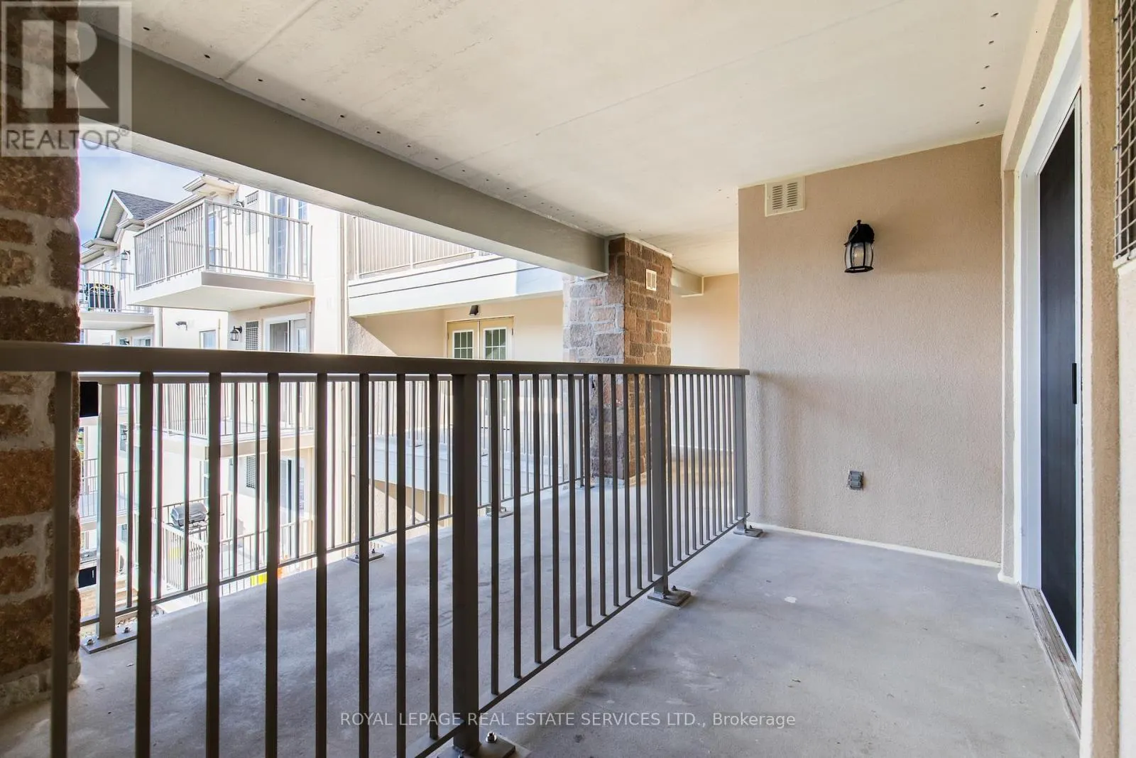 308 - 1480 BISHOPS GATE