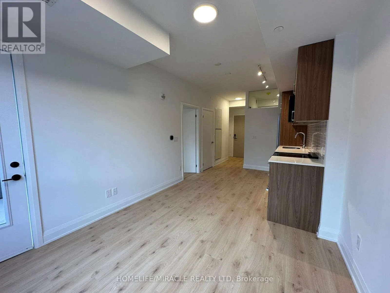 421 - 3250 CARDING MILL TRAIL