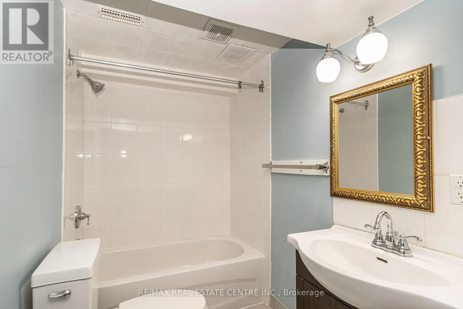 43 TRUMPET VALLEY BOULEVARD