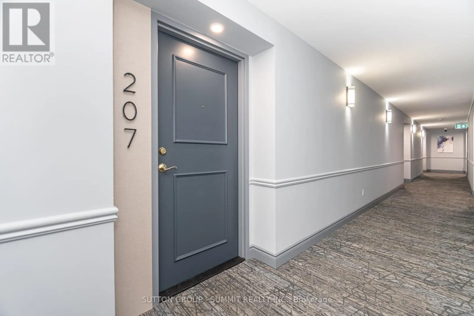 207 - 2300 PARKHAVEN BOULEVARD