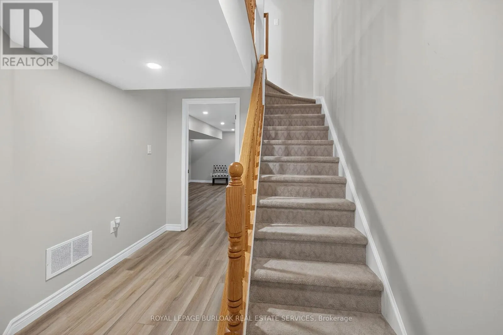 28 - 2015 CLEAVER AVENUE