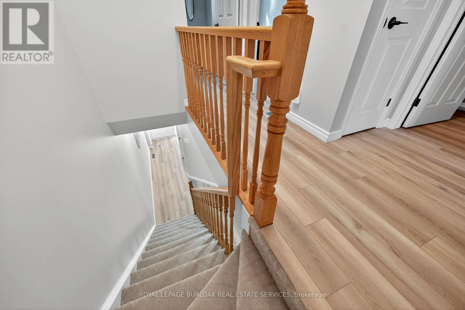 28 - 2015 CLEAVER AVENUE