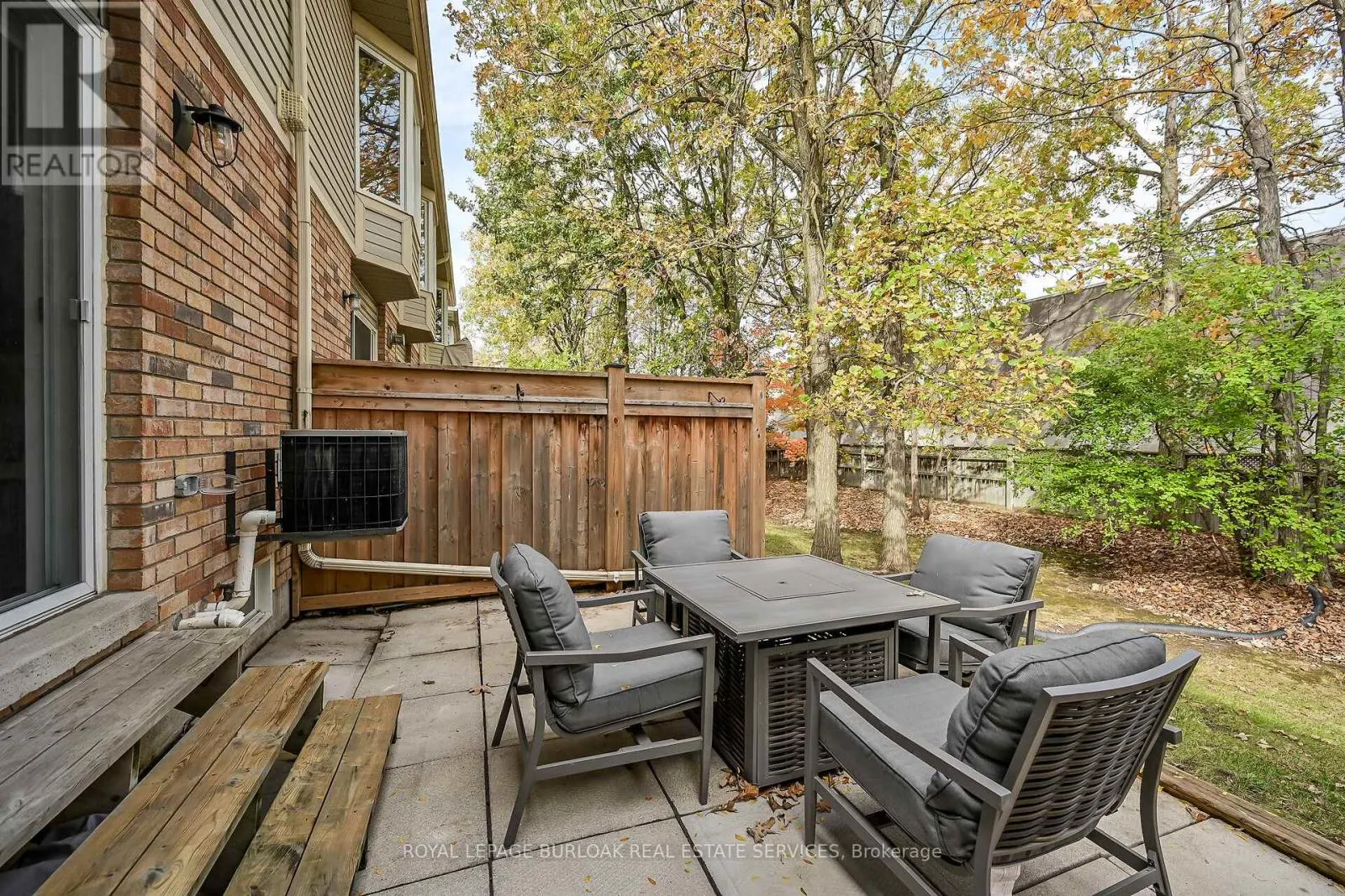 28 - 2015 CLEAVER AVENUE