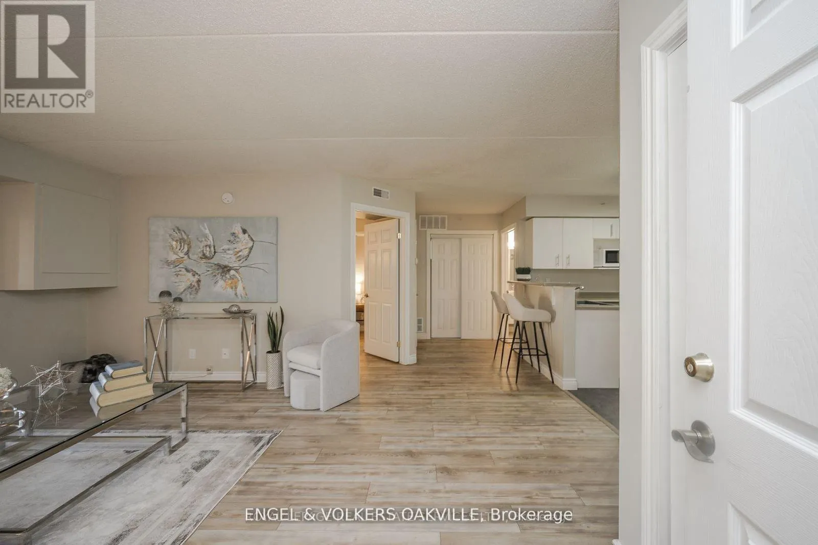 308 - 1810 WALKERS LINE