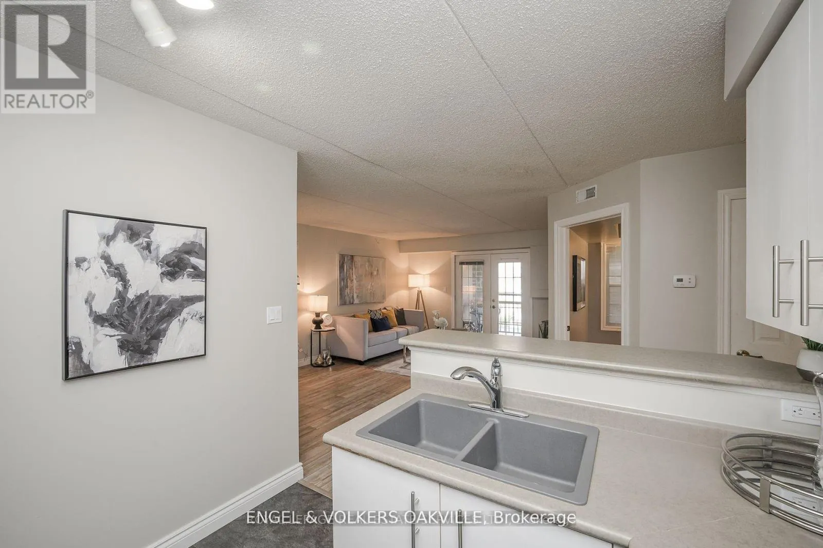 308 - 1810 WALKERS LINE