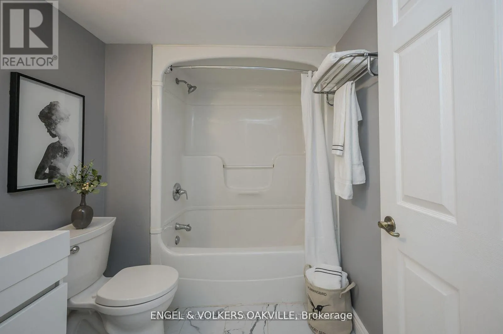 308 - 1810 WALKERS LINE