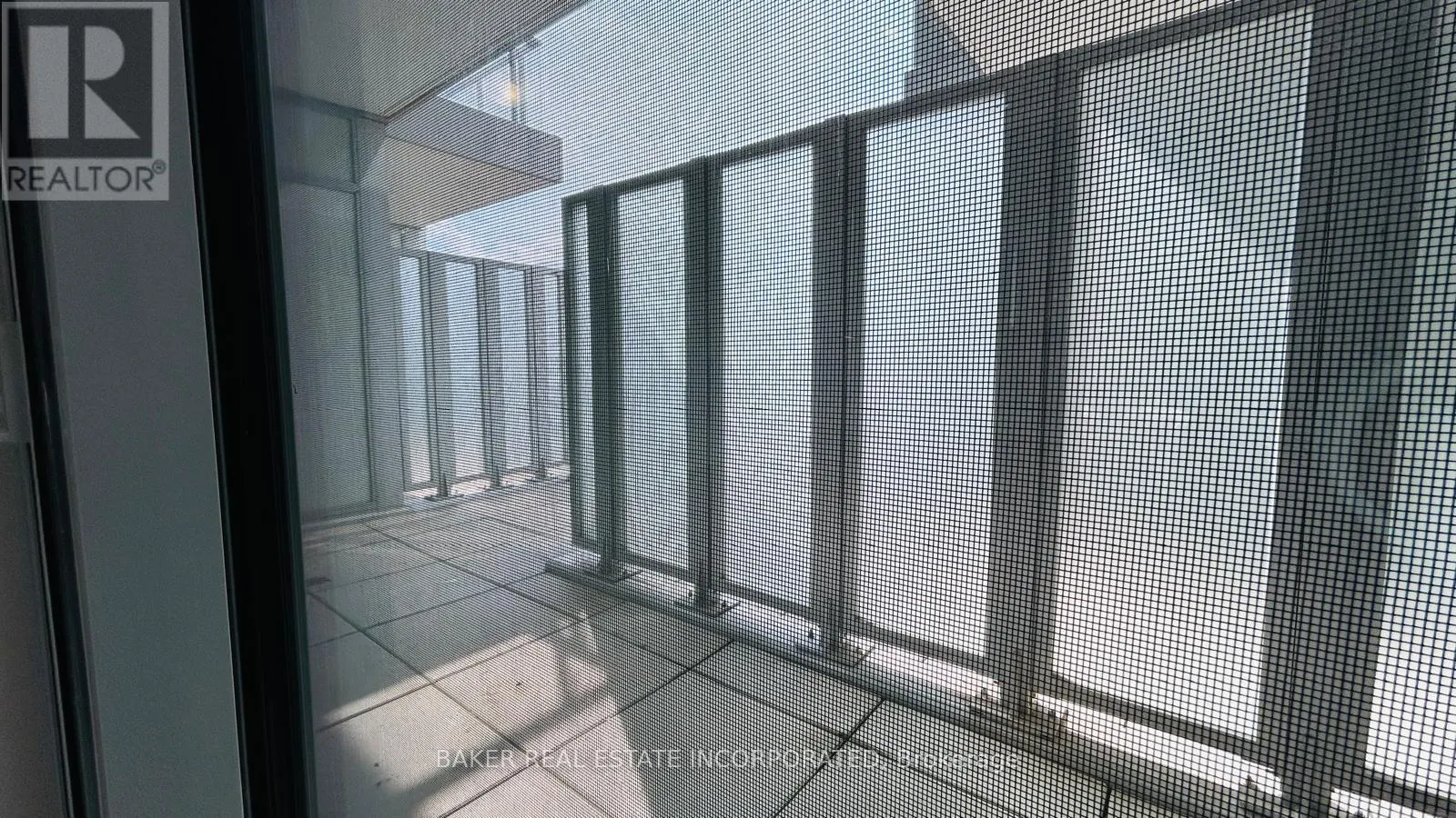 201 - 500 PLAINS ROAD E