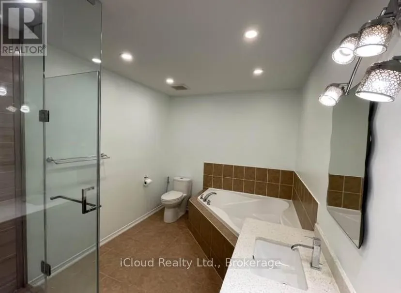 17 - 651 FARMSTEAD DRIVE