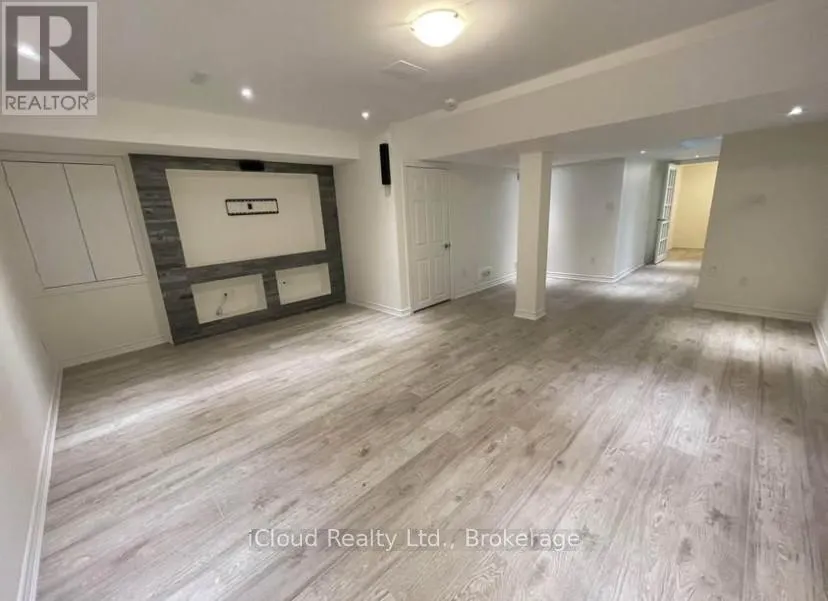 17 - 651 FARMSTEAD DRIVE