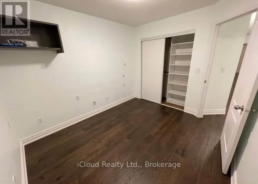 17 - 651 FARMSTEAD DRIVE