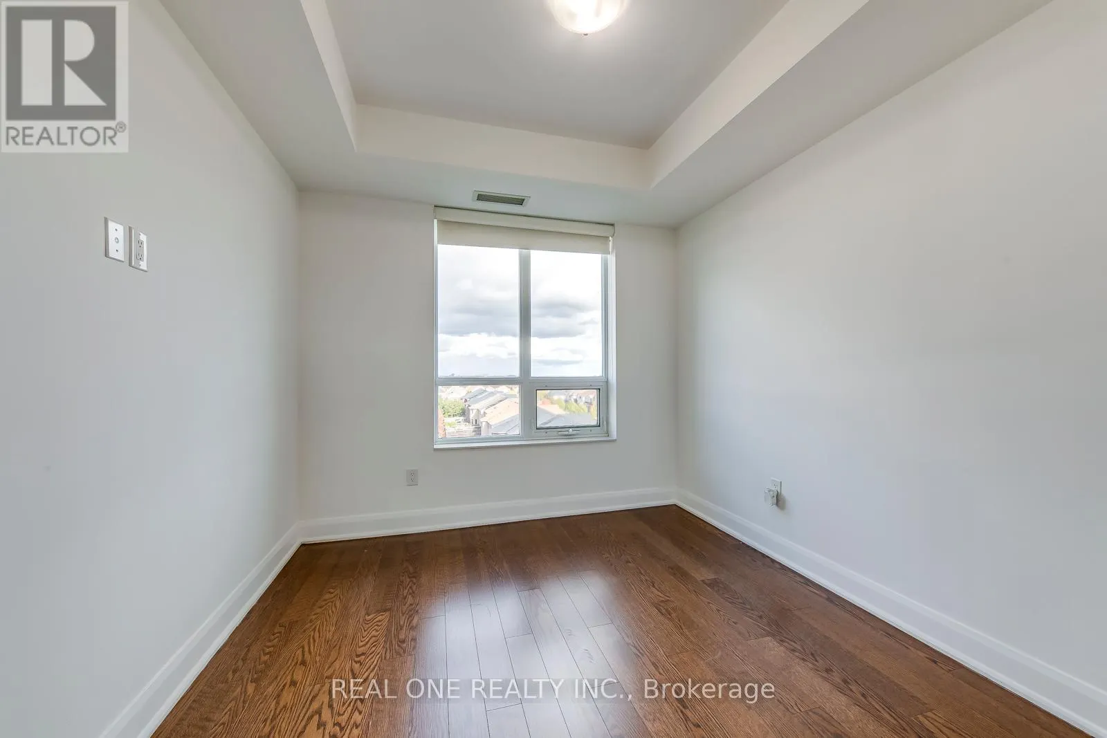 608 - 2470 PRINCE MICHAEL DRIVE