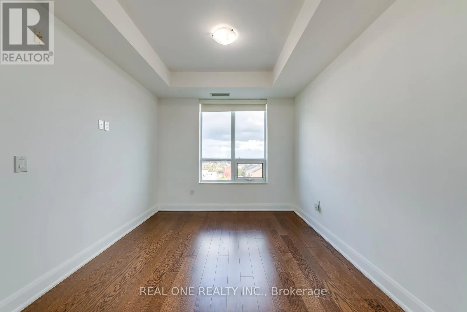 608 - 2470 PRINCE MICHAEL DRIVE