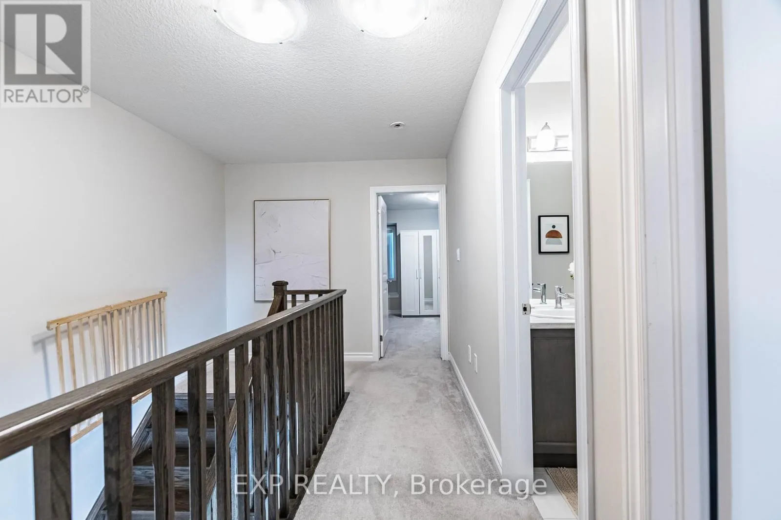 7 - 445 ONTARIO STREET S