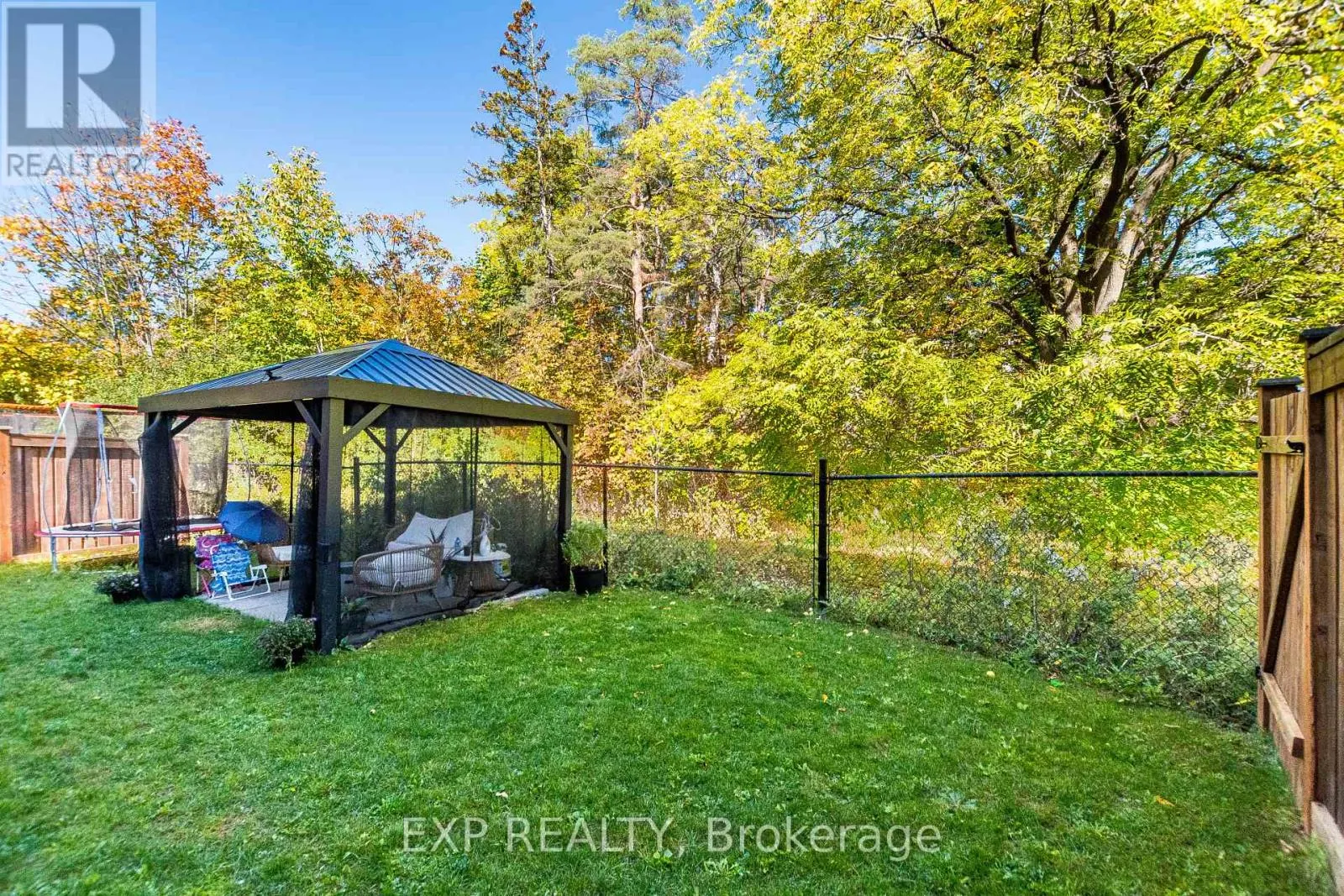 7 - 445 ONTARIO STREET S