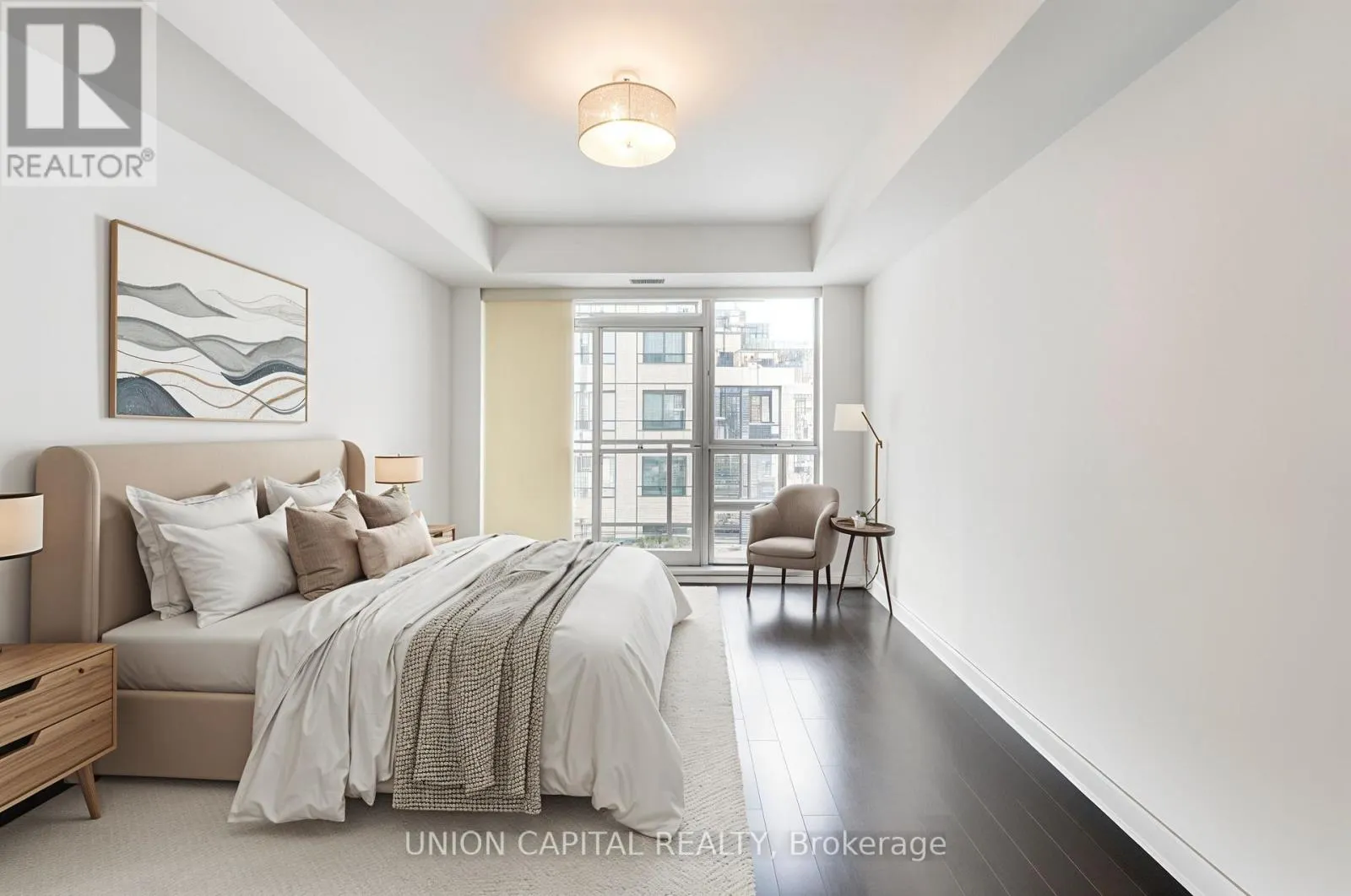 525 - 3500 LAKESHORE ROAD W