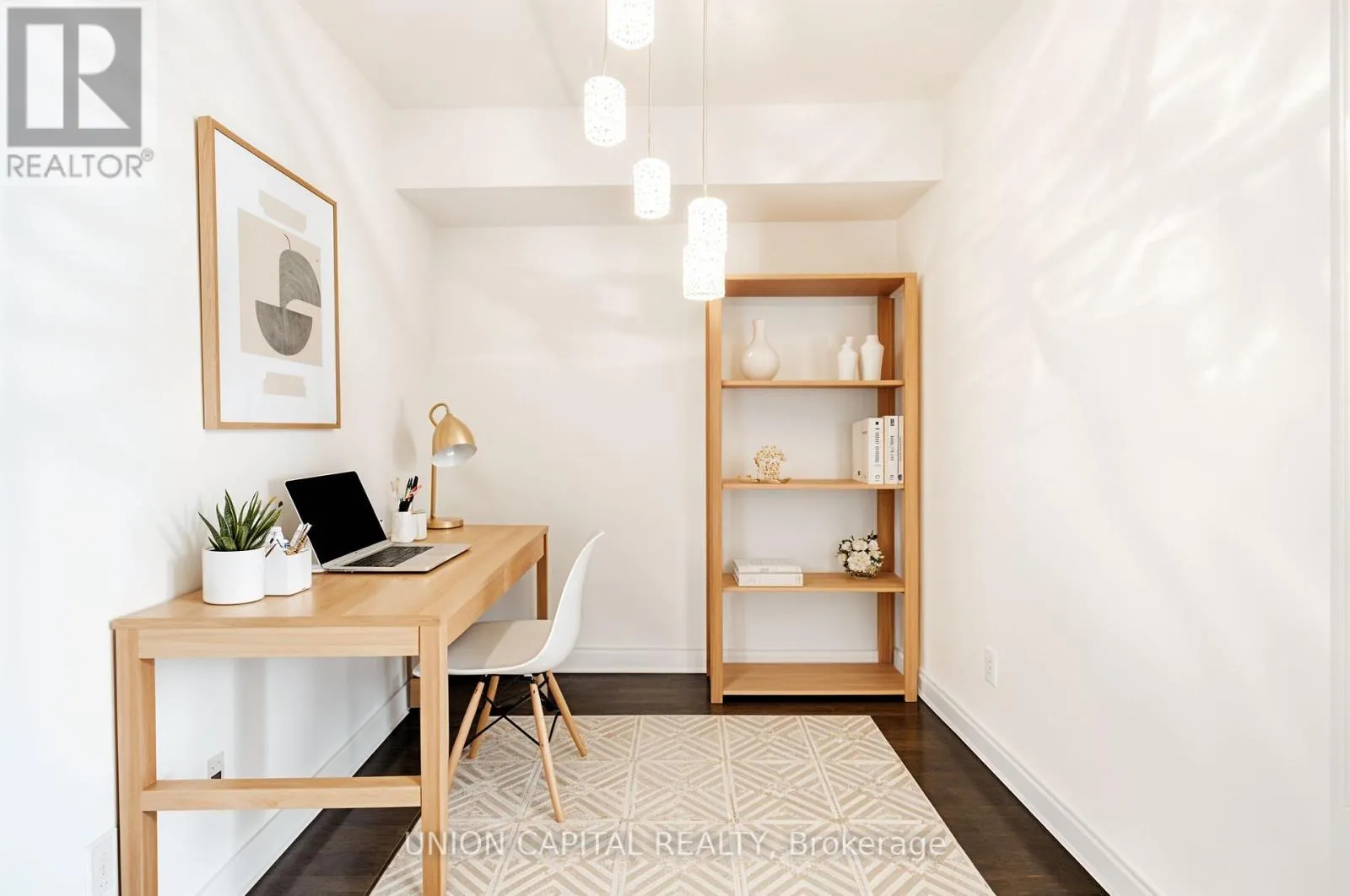 525 - 3500 LAKESHORE ROAD W