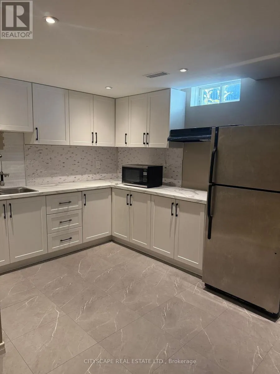 546 HARTLEY BOULEVARD