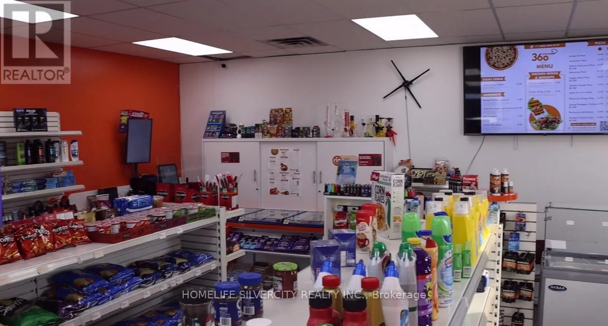 9 - 168 KENNEDY ROAD