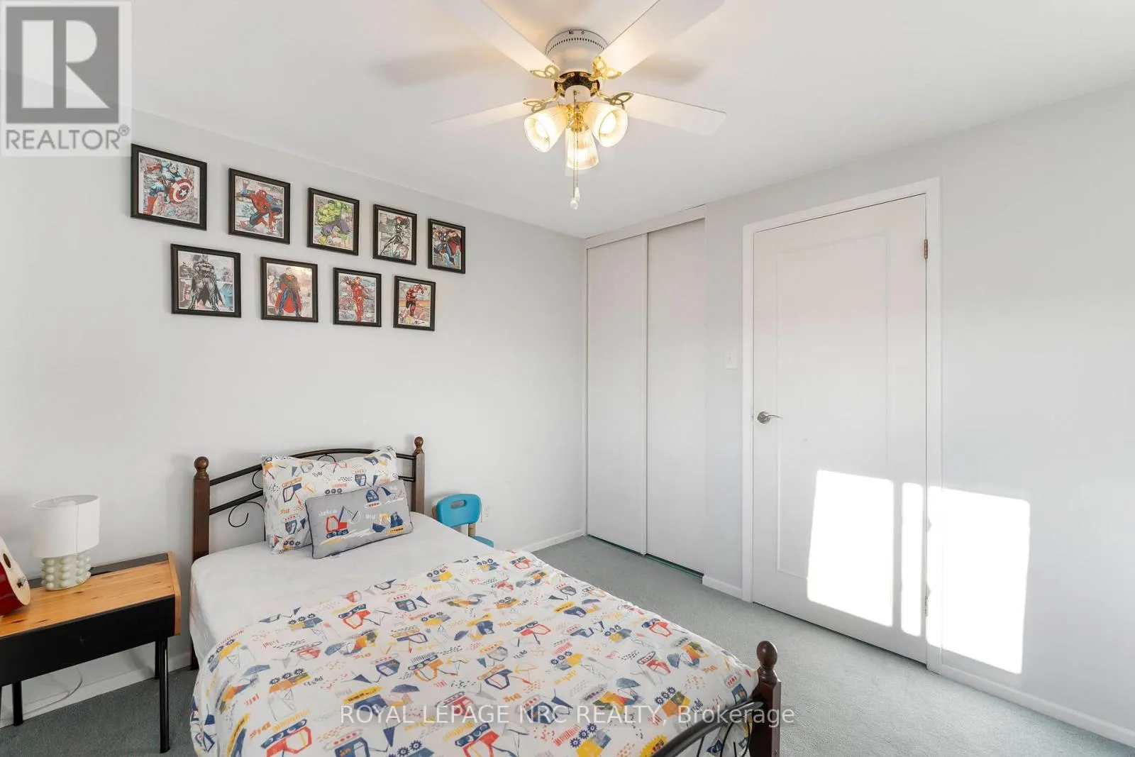 4 - 2232 UPPER MIDDLE ROAD, #4