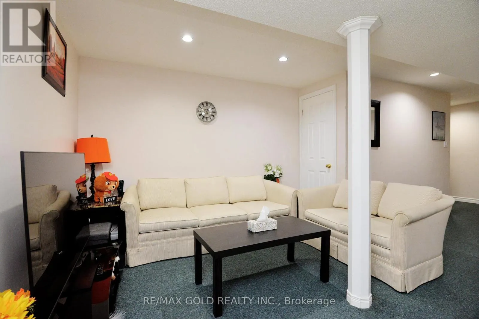 37 PRAIRIE ROSE CIRCLE