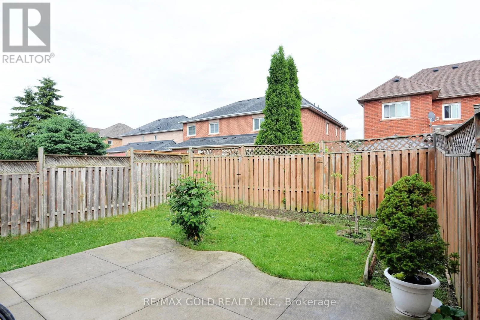 37 PRAIRIE ROSE CIRCLE