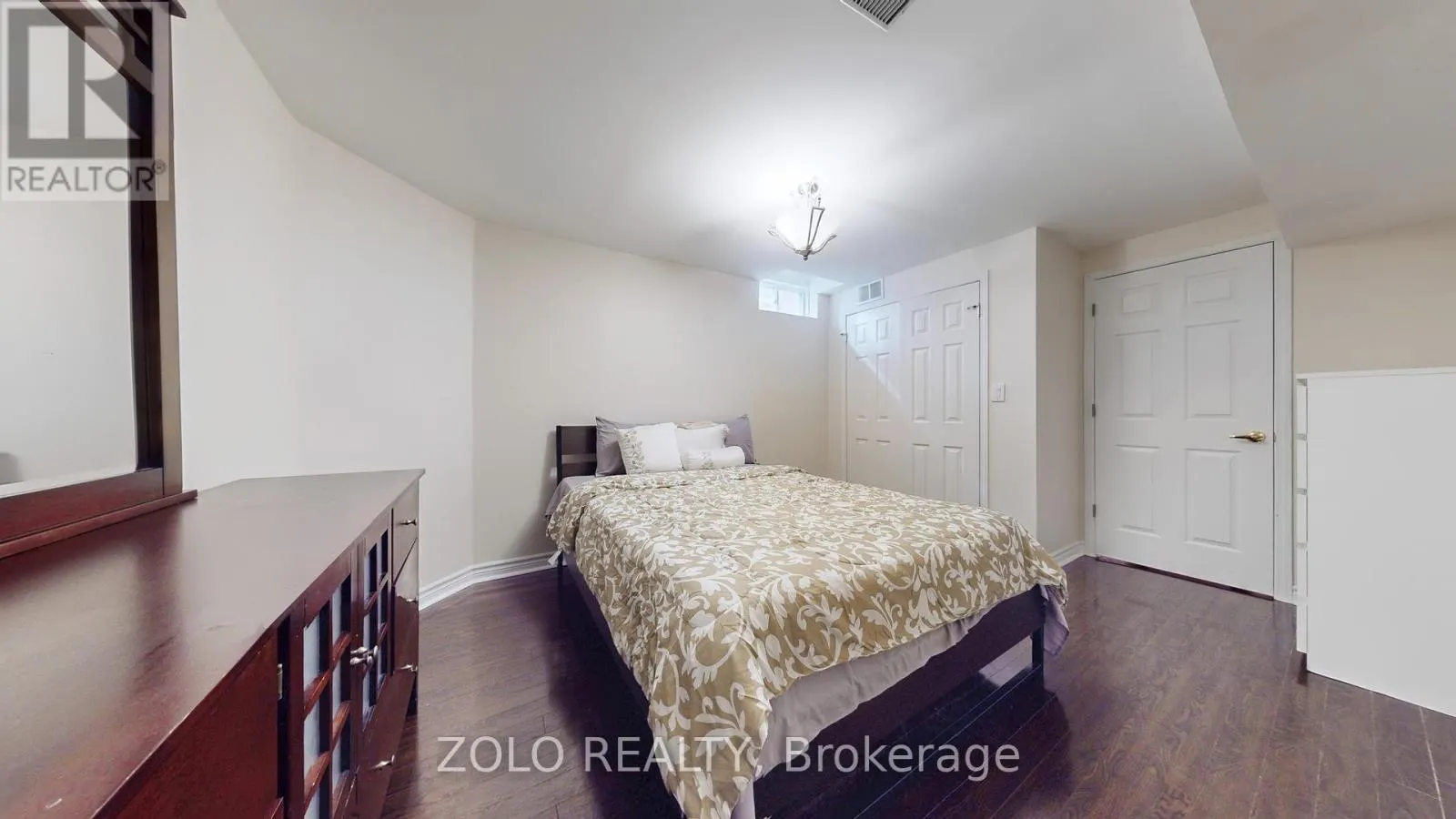 21 RIVER HEIGHTS DRIVE