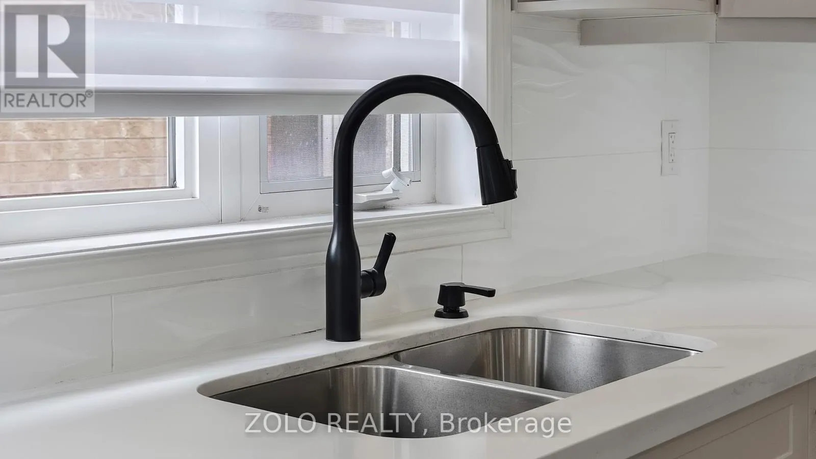 21 RIVER HEIGHTS DRIVE