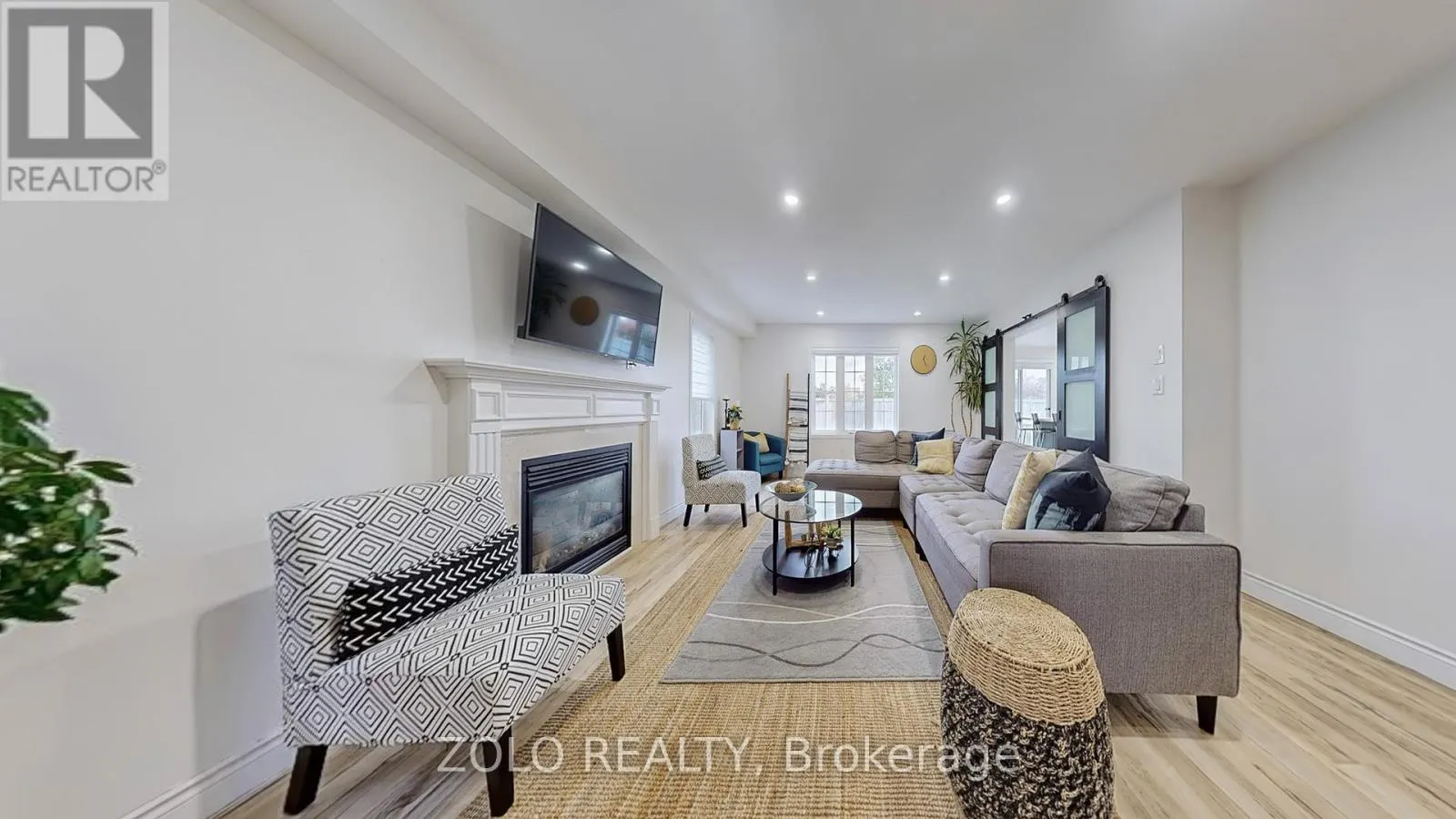 21 RIVER HEIGHTS DRIVE