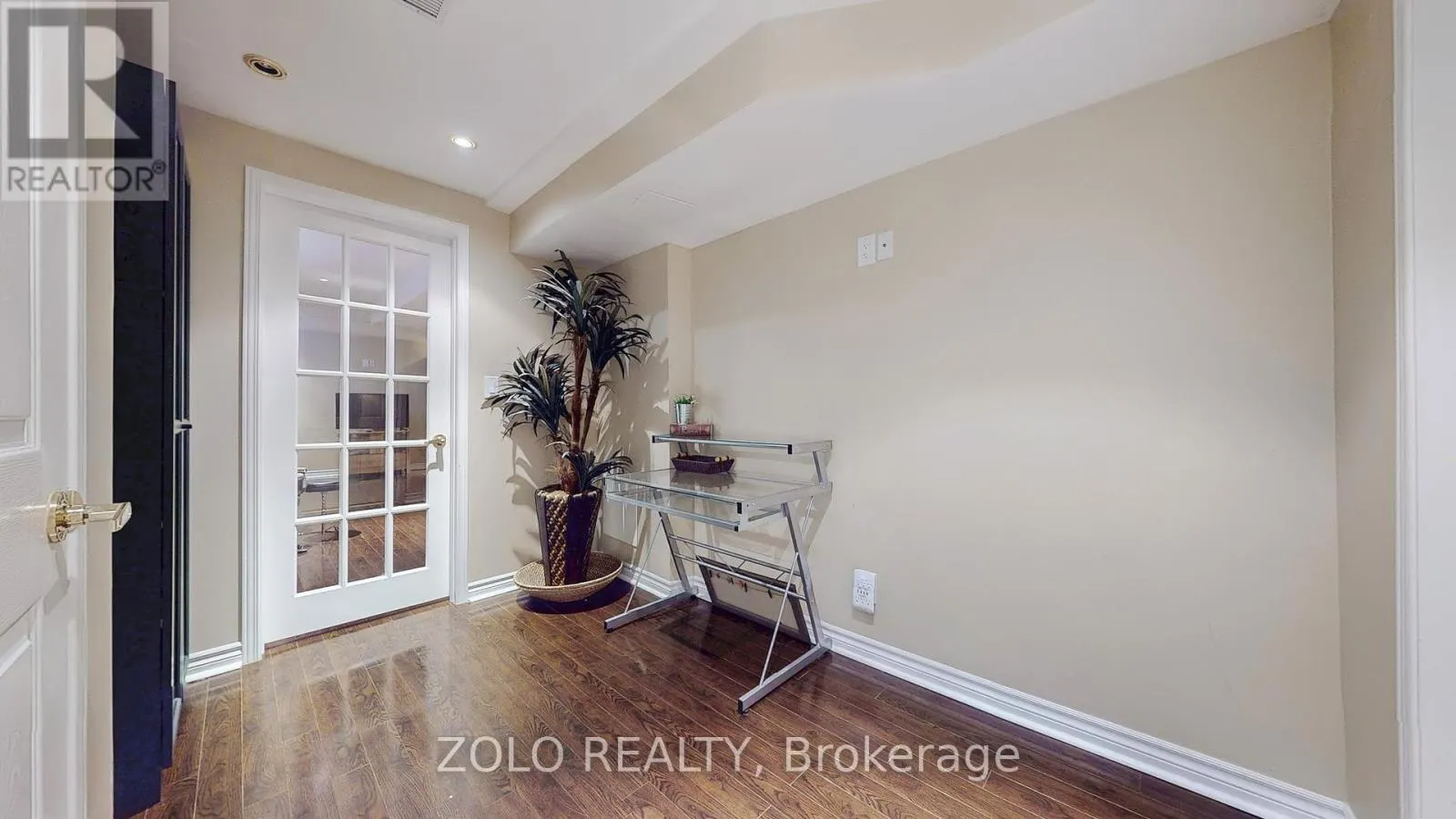 21 RIVER HEIGHTS DRIVE