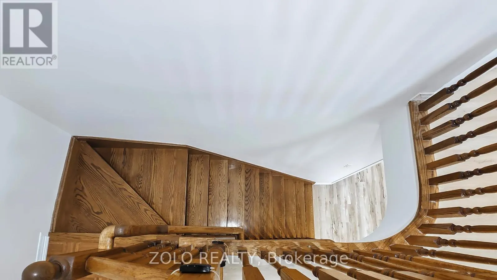 21 RIVER HEIGHTS DRIVE