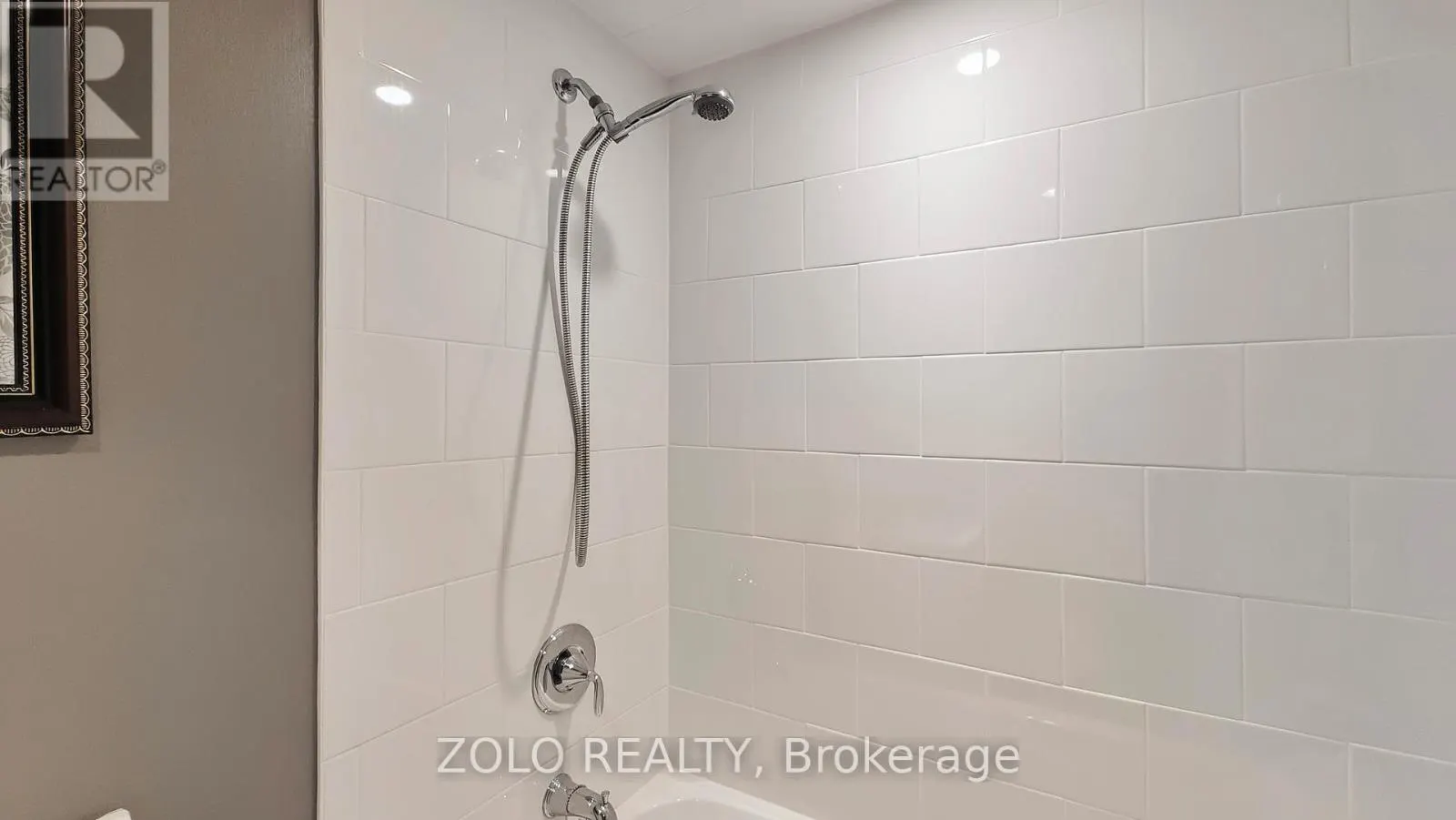 21 RIVER HEIGHTS DRIVE