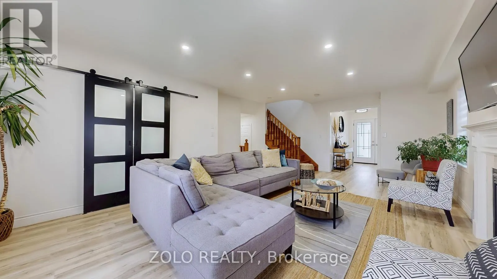 21 RIVER HEIGHTS DRIVE