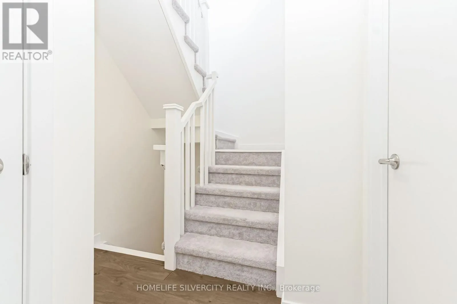 508 - 1127 COOKE BOULEVARD