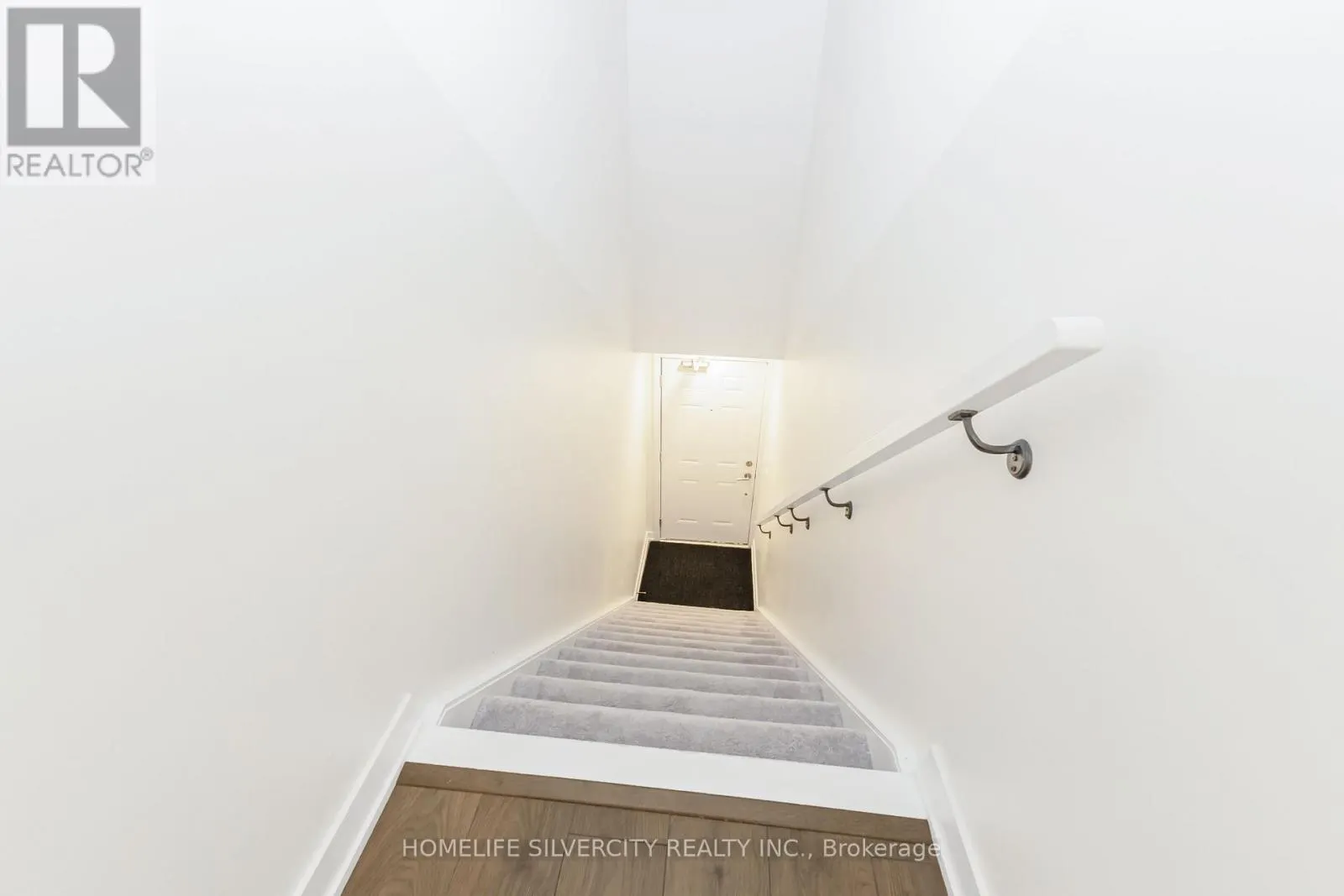 508 - 1127 COOKE BOULEVARD